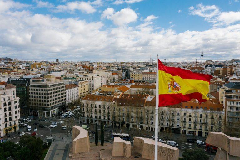 Best Real Estate Crowdfunding Platforms in Spain